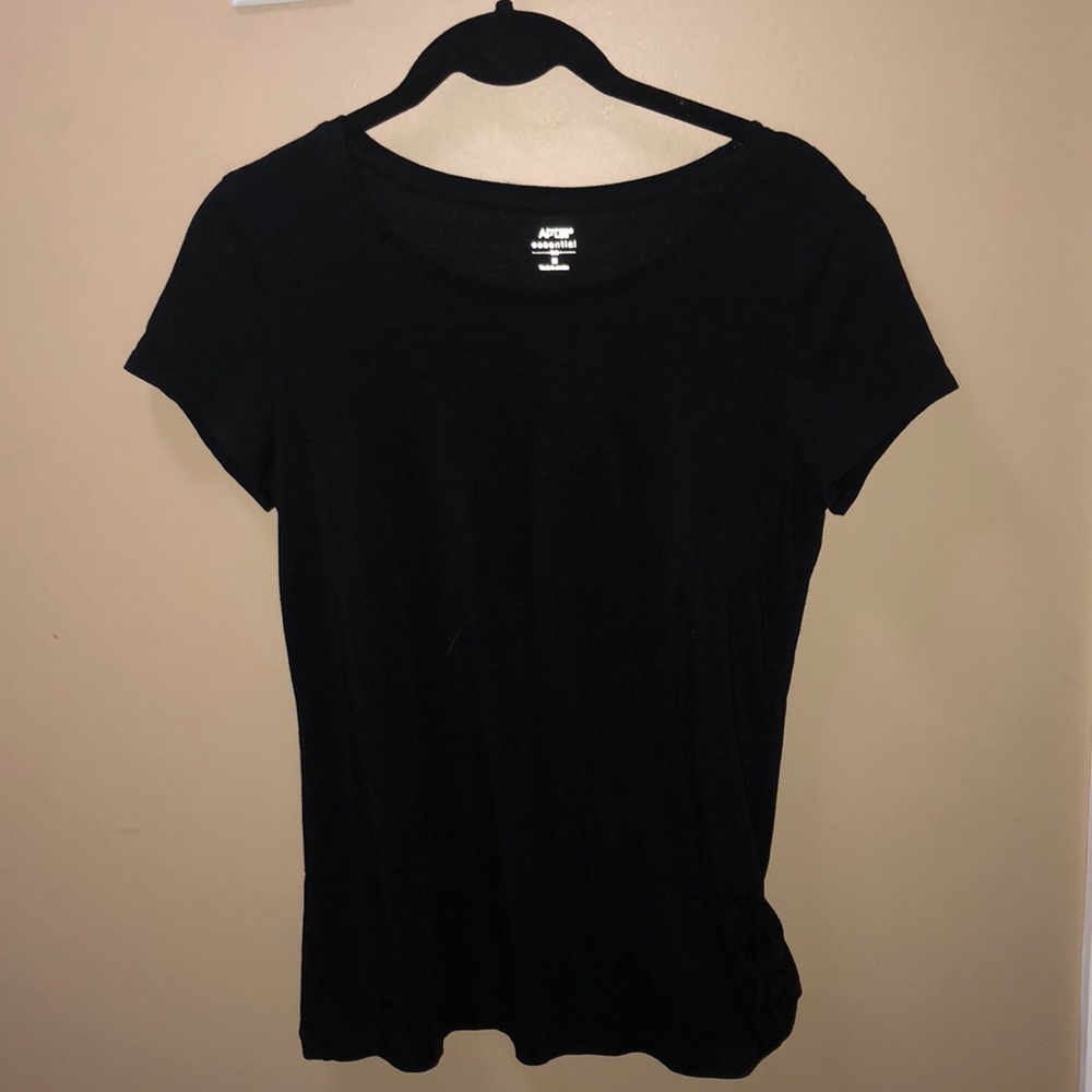 Black tee